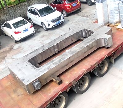 如何判斷軋機(jī)牌坊是否需要更換？關(guān)鍵檢測(cè)指標(biāo)——騰飛鑄鋼告訴你！