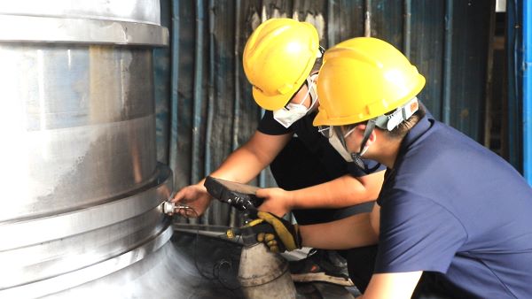 大型鑄鋼廠超聲波探傷現(xiàn)場(chǎng)情況如何？