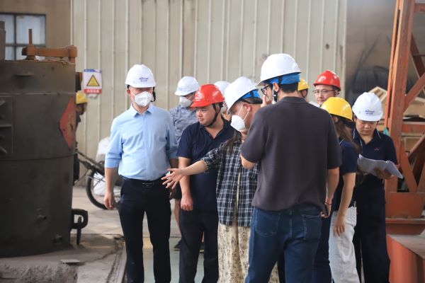 攜手共進，合作共贏——秘魯客戶代表團蒞臨騰飛鑄鋼參觀考察